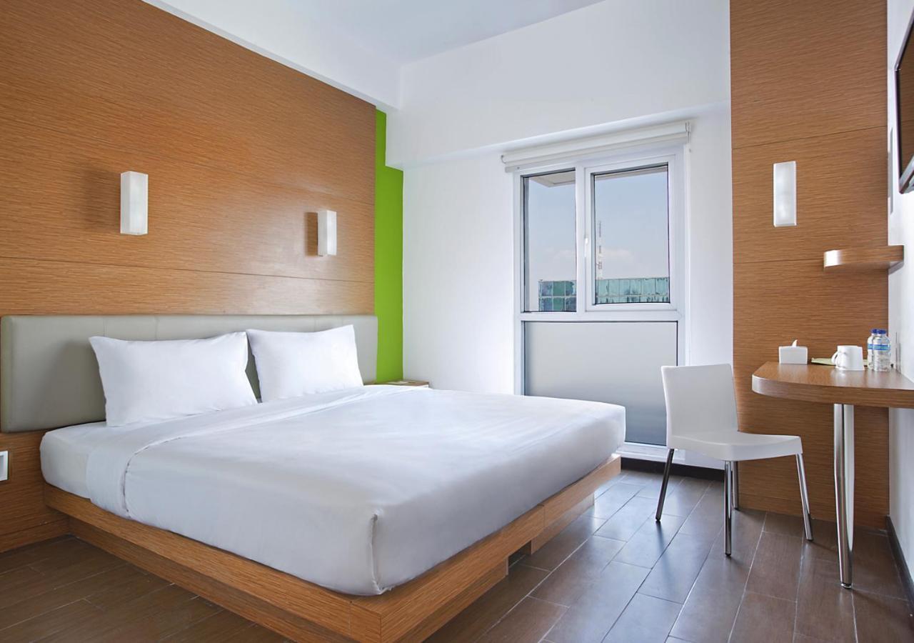 Amaris Hotel Malang Eksteriør bilde
