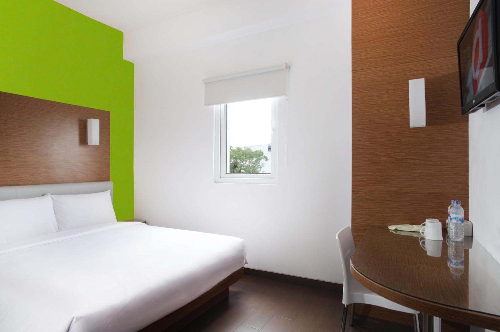 Amaris Hotel Malang Eksteriør bilde